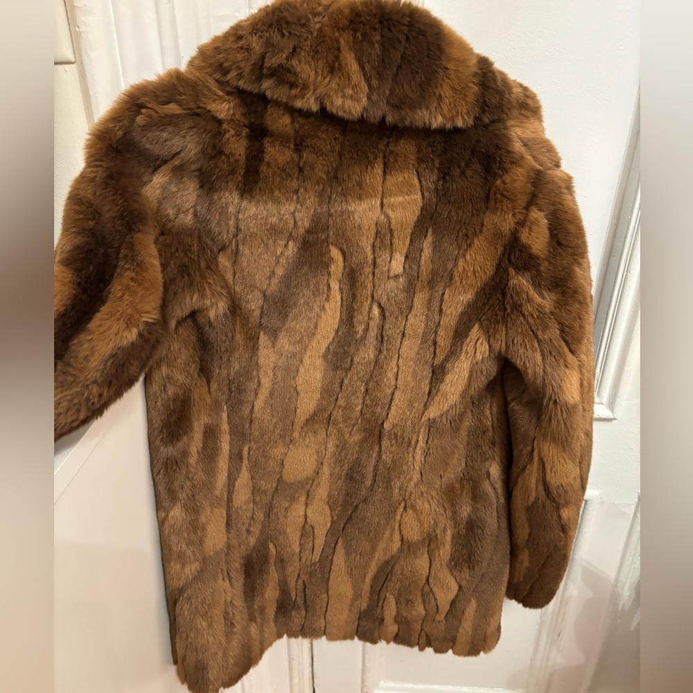 Fuax Fur - Picture 3 of 7